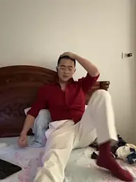 iamtobias — 在 stripchat 直播的网络摄像头模特