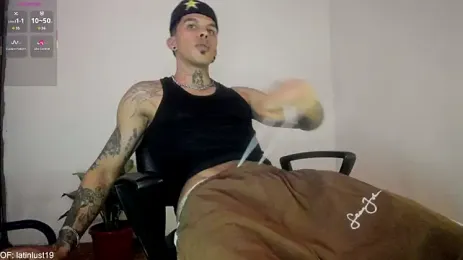 Savajelust — 在 stripchat 直播的网络摄像头模特