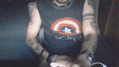 Alexmorenojedi — 在 cam4 直播的网络摄像头模特