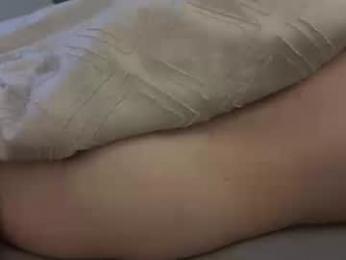 cumtwic3 — 在 chaturbate 直播的网络摄像头模特