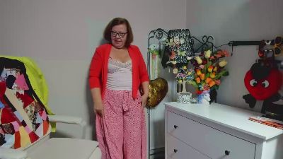 adele69sexy — 在 cam4 直播的网络摄像头模特