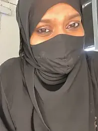 Malika_Secrets — 在 stripchat 直播的网络摄像头模特