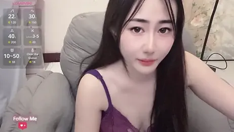 qiqi-- — Stripchat stream photo (May 2026)