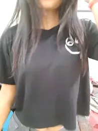 Teri_lella — 在 stripchat 直播的网络摄像头模特