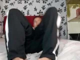 cristhian23youze — 在 camsoda 直播的网络摄像头模特