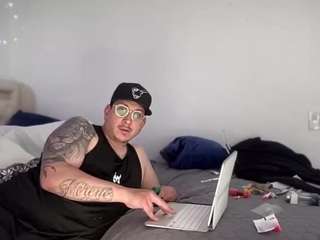 hwdmusclerub — Camsoda stream photo (Apr 2026)