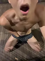 Liam_Moss — 在 stripchat 直播的网络摄像头模特