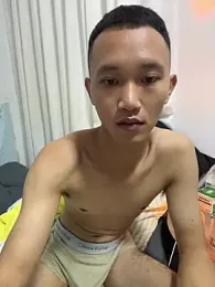 Kk_lun — 在 stripchat 直播的网络摄像头模特
