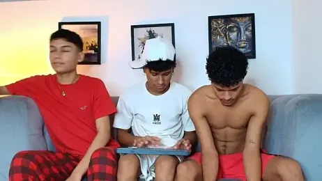 COUPLES_BOYS — 在 stripchat 直播的网络摄像头模特