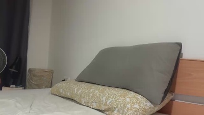 hetero_20cm_ — 在 cam4 直播的网络摄像头模特