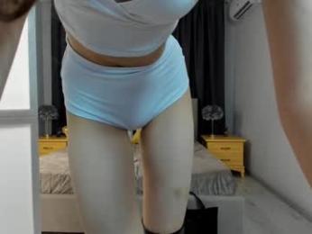 annareyli — Chaturbate stream photo (Apr 2025)