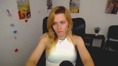 PeppyMia — Cam4 stream photo (Nov 2025)