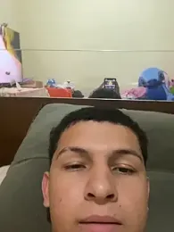 guingk13 — Stripchat stream photo (Jun 2026)
