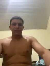 guingk13 — Stripchat stream photo (Jun 2026)