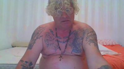 jairo2218 — 在 cam4 直播的网络摄像头模特