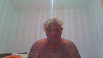 jairo2218 — 在 cam4 直播的网络摄像头模特