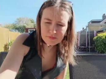 eatmypie69 — 在 chaturbate 直播的网络摄像头模特