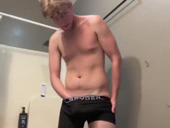 bigskinnyboyshh — 在 chaturbate 直播的网络摄像头模特
