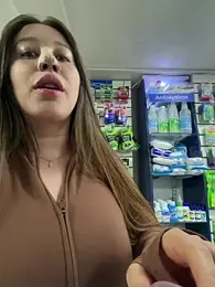 roouse — 在 stripchat 直播的网络摄像头模特