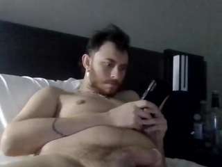 tallhungcloudyy — Camsoda stream photo (Apr 2026)