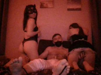 Swedish223 — 在 bongacams 直播的网络摄像头模特