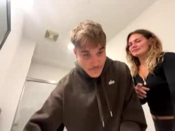 baddestboyxlife — 在 chaturbate 直播的网络摄像头模特