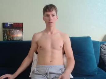 yummyalexxx — 在 chaturbate 直播的网络摄像头模特