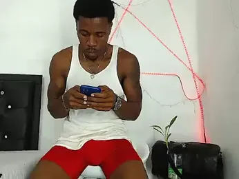 Damian_hart_24CM — 在 stripchat 直播的网络摄像头模特