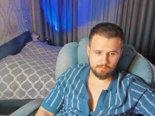 Vlad B — 在 flirt4free 直播的网络摄像头模特