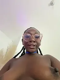 ZahhyFrequency — Stripchat stream photo (May 2026)
