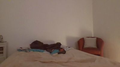 denFF — 在 cam4 直播的网络摄像头模特