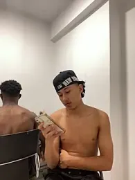 andres_007 — Stripchat stream photo (Mar 2026)