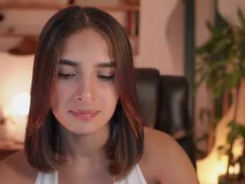sammylaszlow — 在 chaturbate 直播的网络摄像头模特