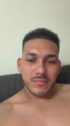 FernandoGarcya — 在 cam4 直播的网络摄像头模特