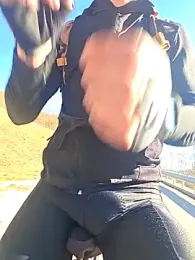 Zeefy — 在 stripchat 直播的网络摄像头模特