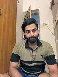 Royalboy_03 — 在 stripchat 直播的网络摄像头模特