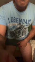 Grey2001_ — 在 cam4 直播的网络摄像头模特