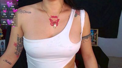 Sari__ — Cam4 stream photo (Mar 2026)