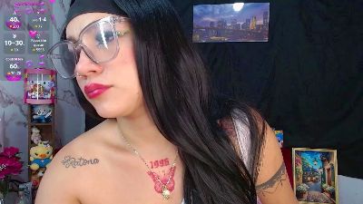 Sari__ — Cam4 stream photo (Mar 2026)