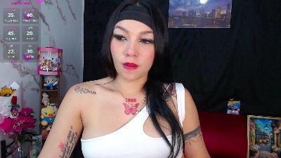 Sari__ — Cam4 stream photo (Mar 2026)