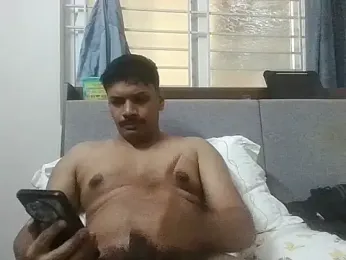 Bakasur_19 — Stripchat stream photo (Aug 2026)