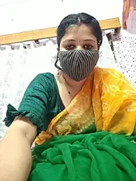 Priyaji7575 — Stripchat stream photo (Mar 2026)