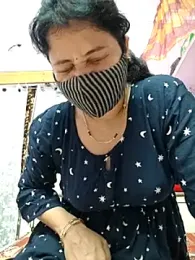 Priyaji7575 — Stripchat stream photo (Mar 2026)
