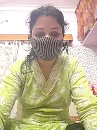 Priyaji7575 — Stripchat stream photo (Mar 2026)