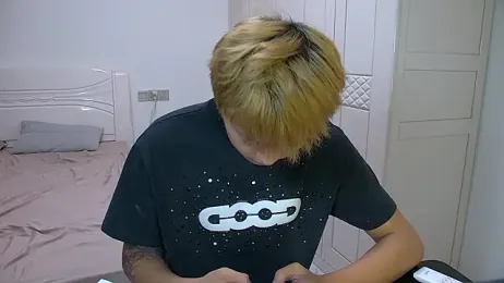 Chocolates-001 — Stripchat stream photo (Mar 2026)