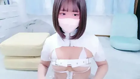 TSU-YU — 在 stripchat 直播的网络摄像头模特