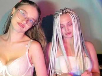 sweetpussys — 在 bongacams 直播的网络摄像头模特