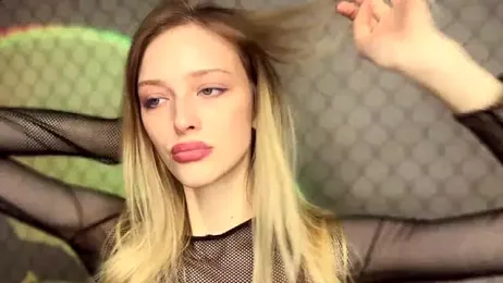 Evvie_Summn1 — Stripchat stream photo (Dec 2025)