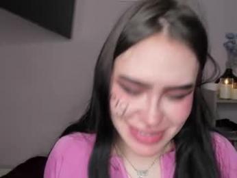 jas_miin — 在 chaturbate 直播的网络摄像头模特