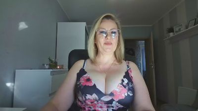 EmillyLove — cam4